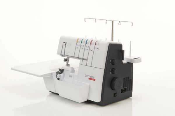 Bernette 68 AIRLOCK Overlock machine - Image 2
