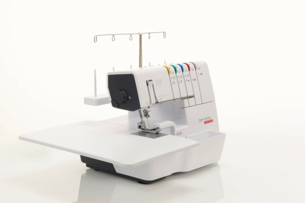 Bernette 68 AIRLOCK Overlock machine - Image 4